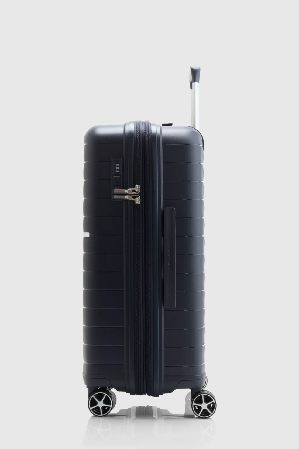 Airliner 67cm Case