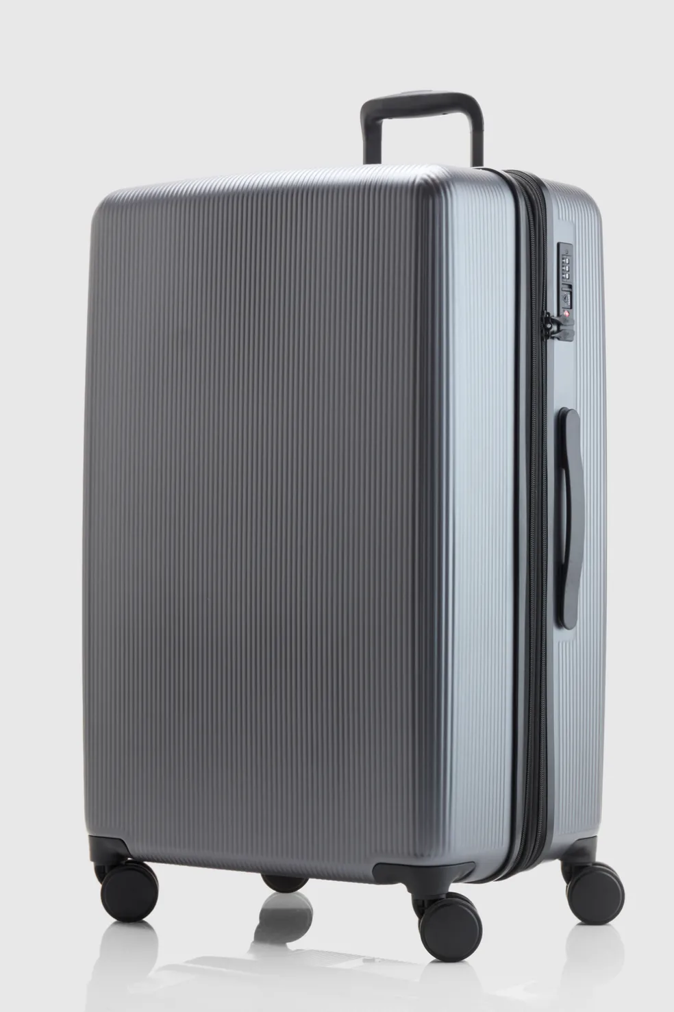 Blackwood Check-In 75cm Suitcase