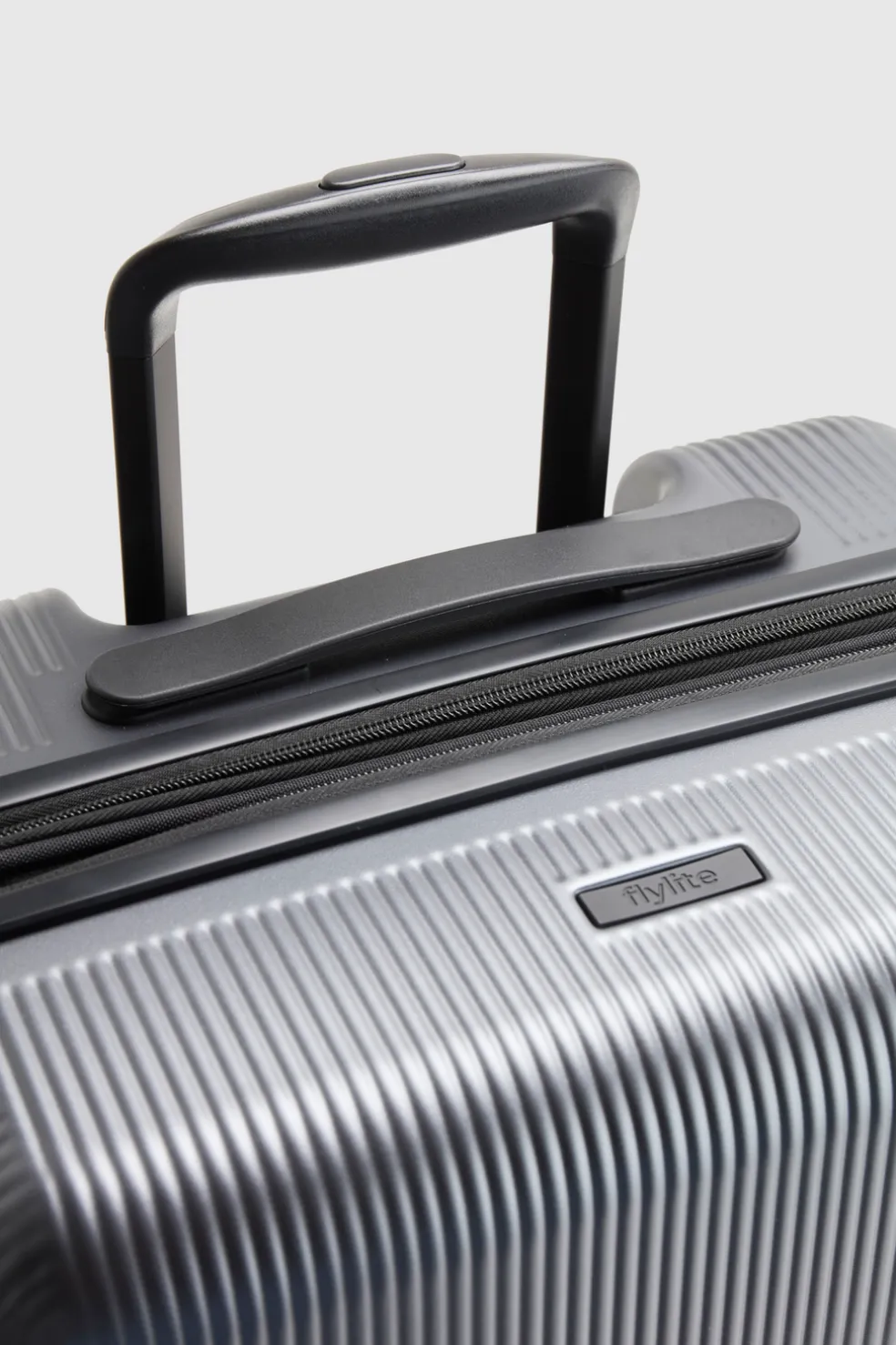 Blackwood Check-In 75cm Suitcase