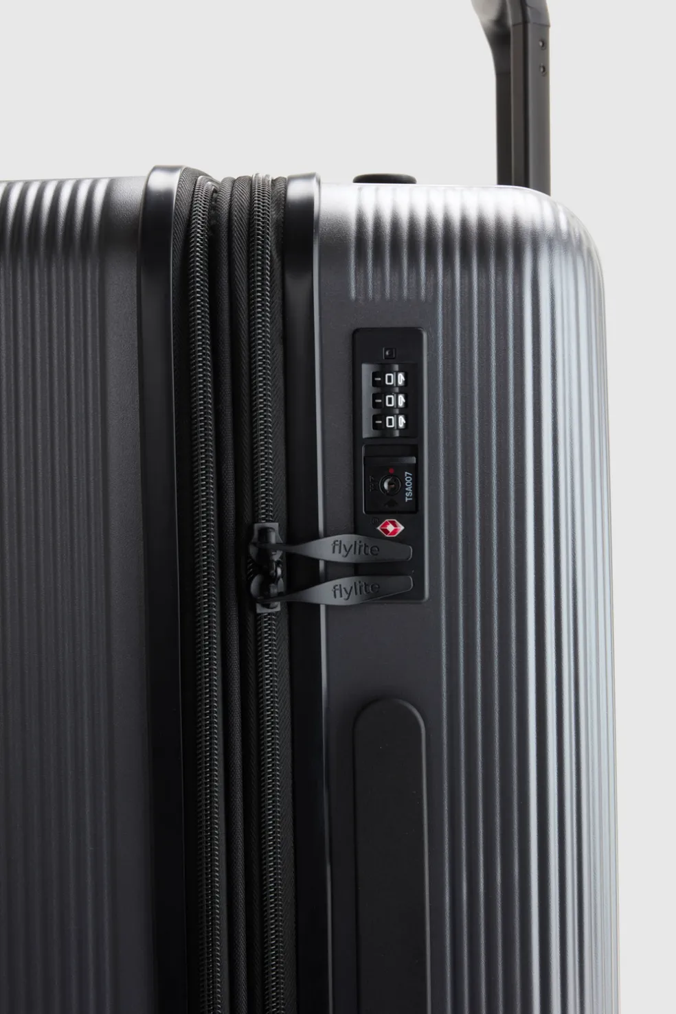 Blackwood Check-In 75cm Suitcase