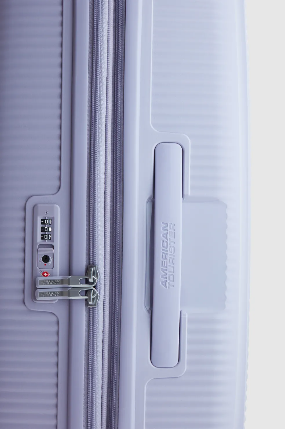 Curio 2 69cm Suitcase