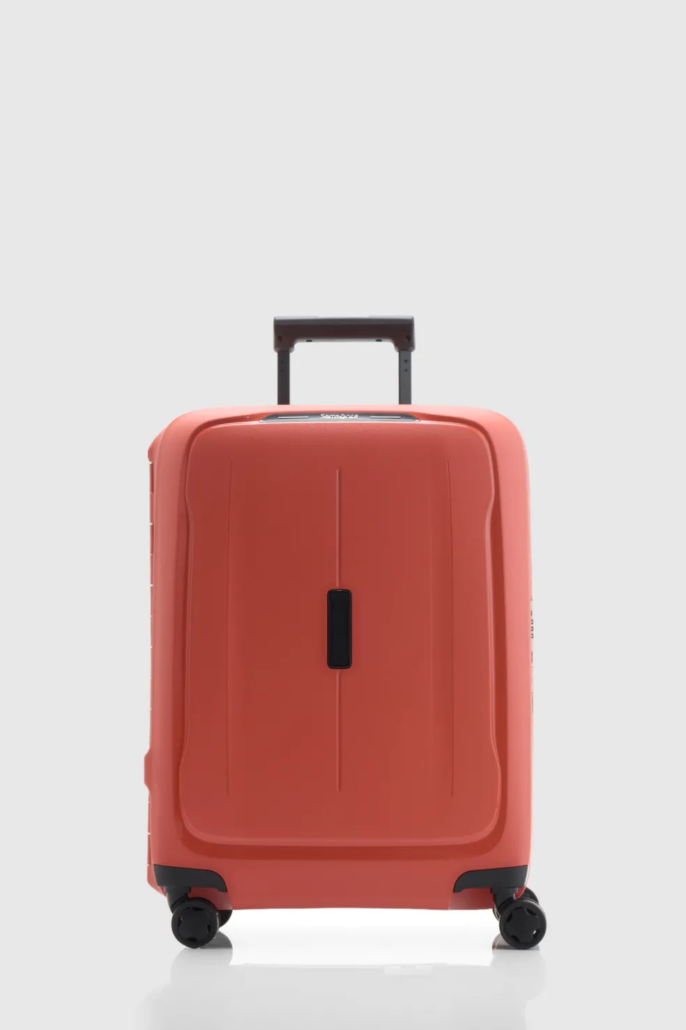 Essens Carry-On 55cm Suitcase