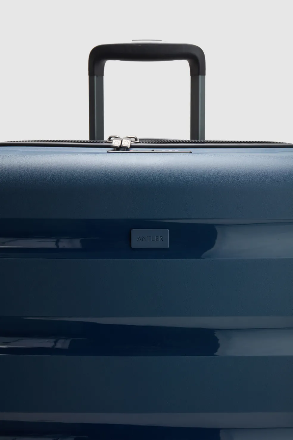 Gloss Stripe 78cm Suitcase