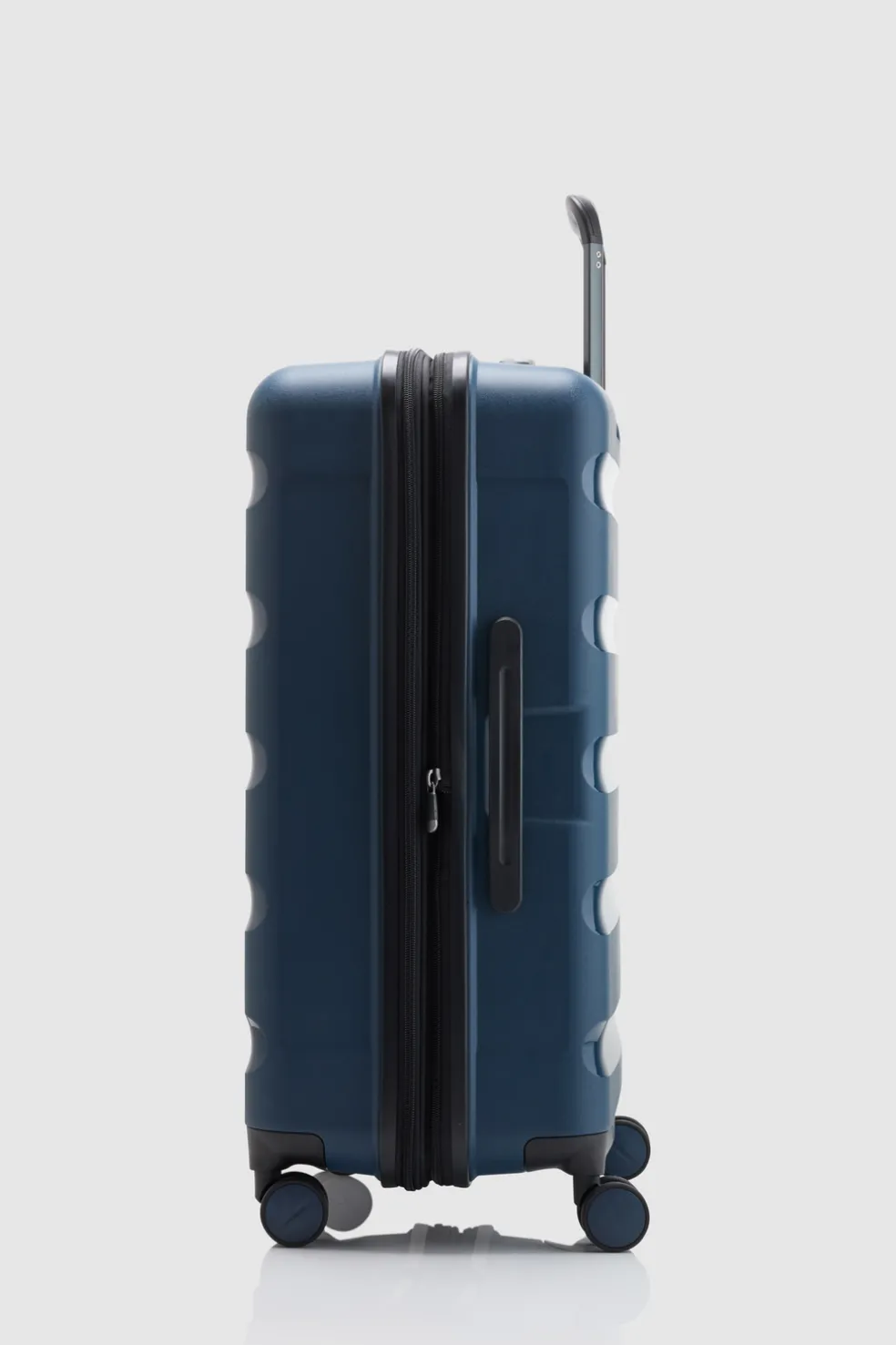 Gloss Stripe 68cm Suitcase