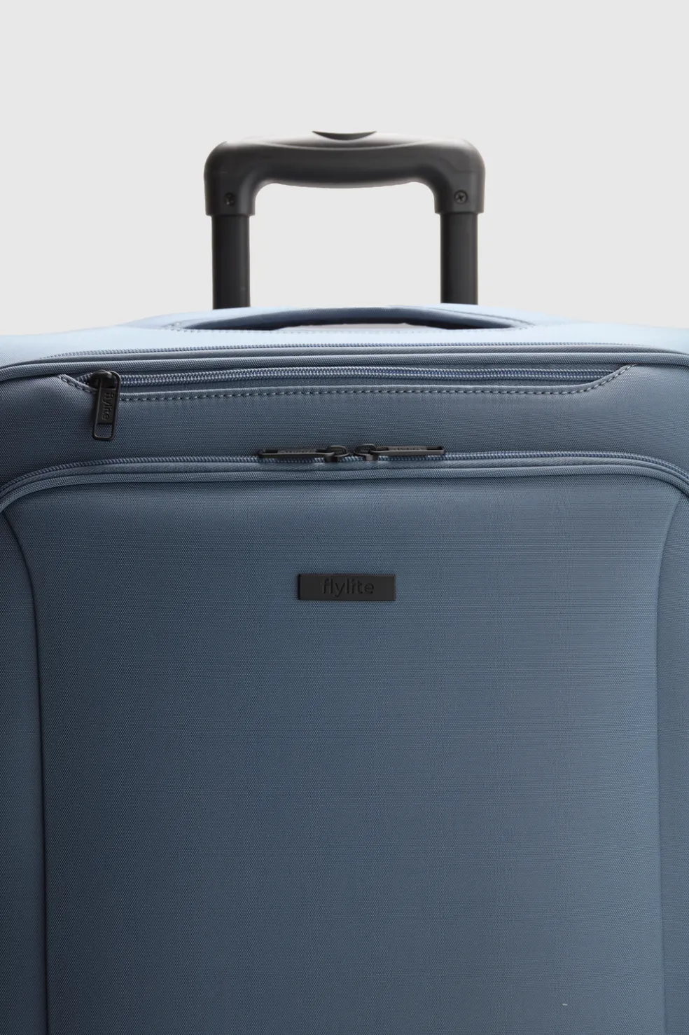 Hawthorn Check-In 69cm Suitcase