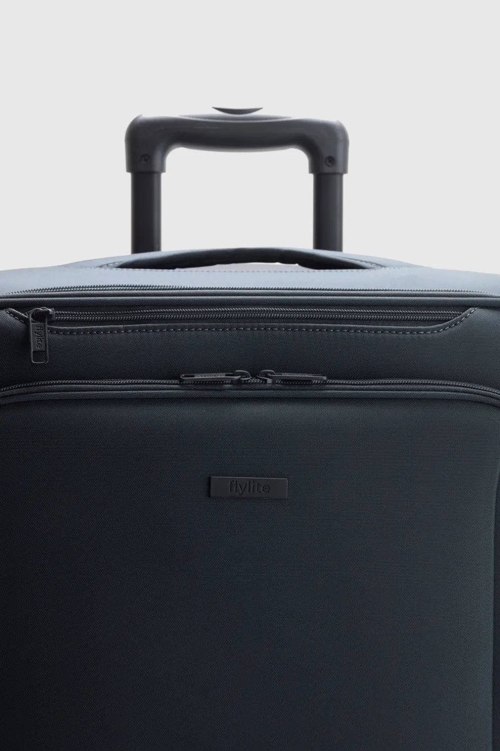 Hawthorn Check-In 81cm Suitcase