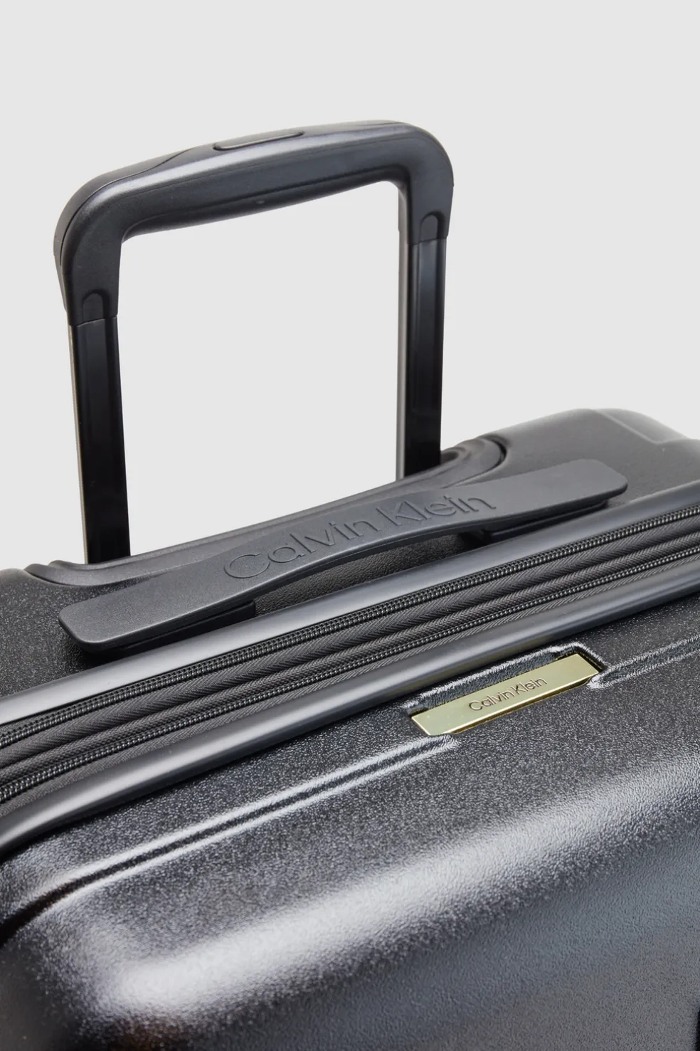 Insignia 2.0 78cm Suitcase