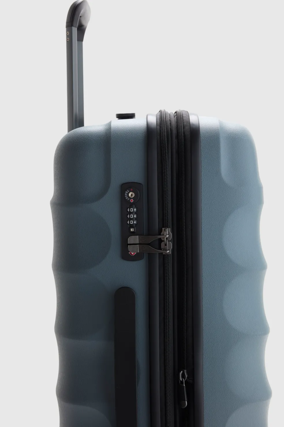 Juno Check-In 68cm Suitcase