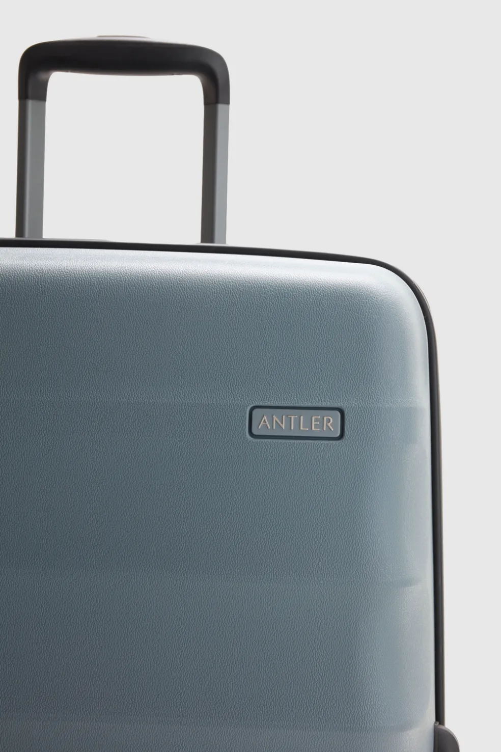 Juno Check-In 79cm Suitcase