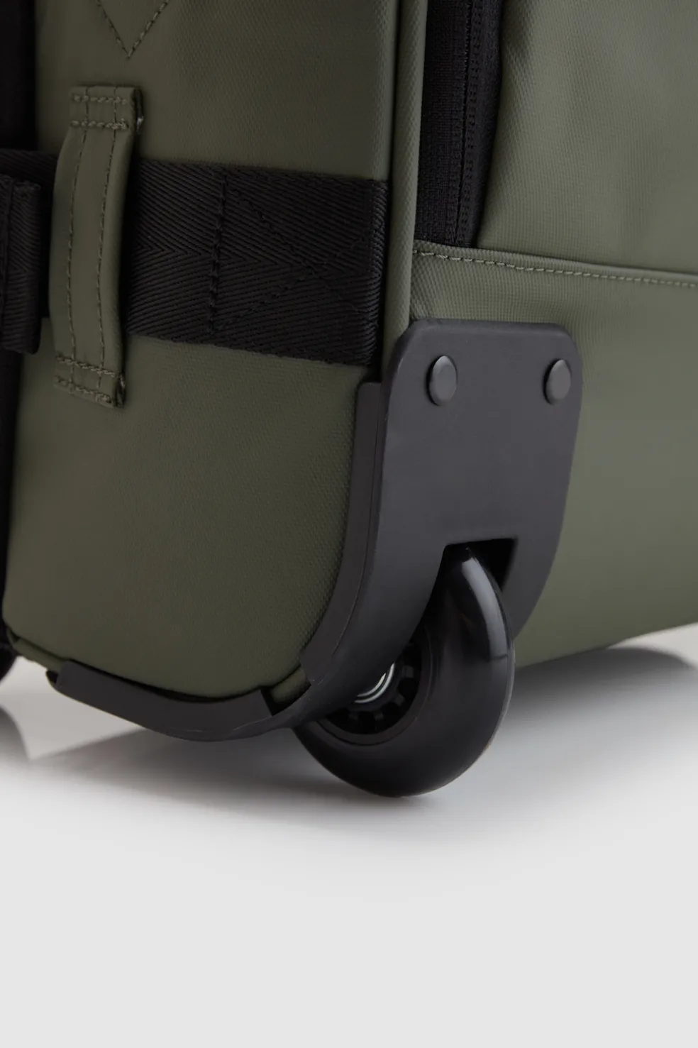 Newtown Carry-On 55cm Wheelbag