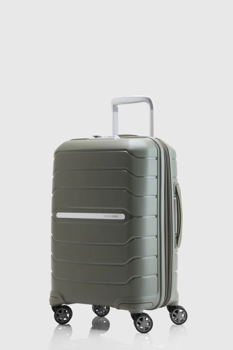 Oc2lite Carry-On 55cm Suitcase