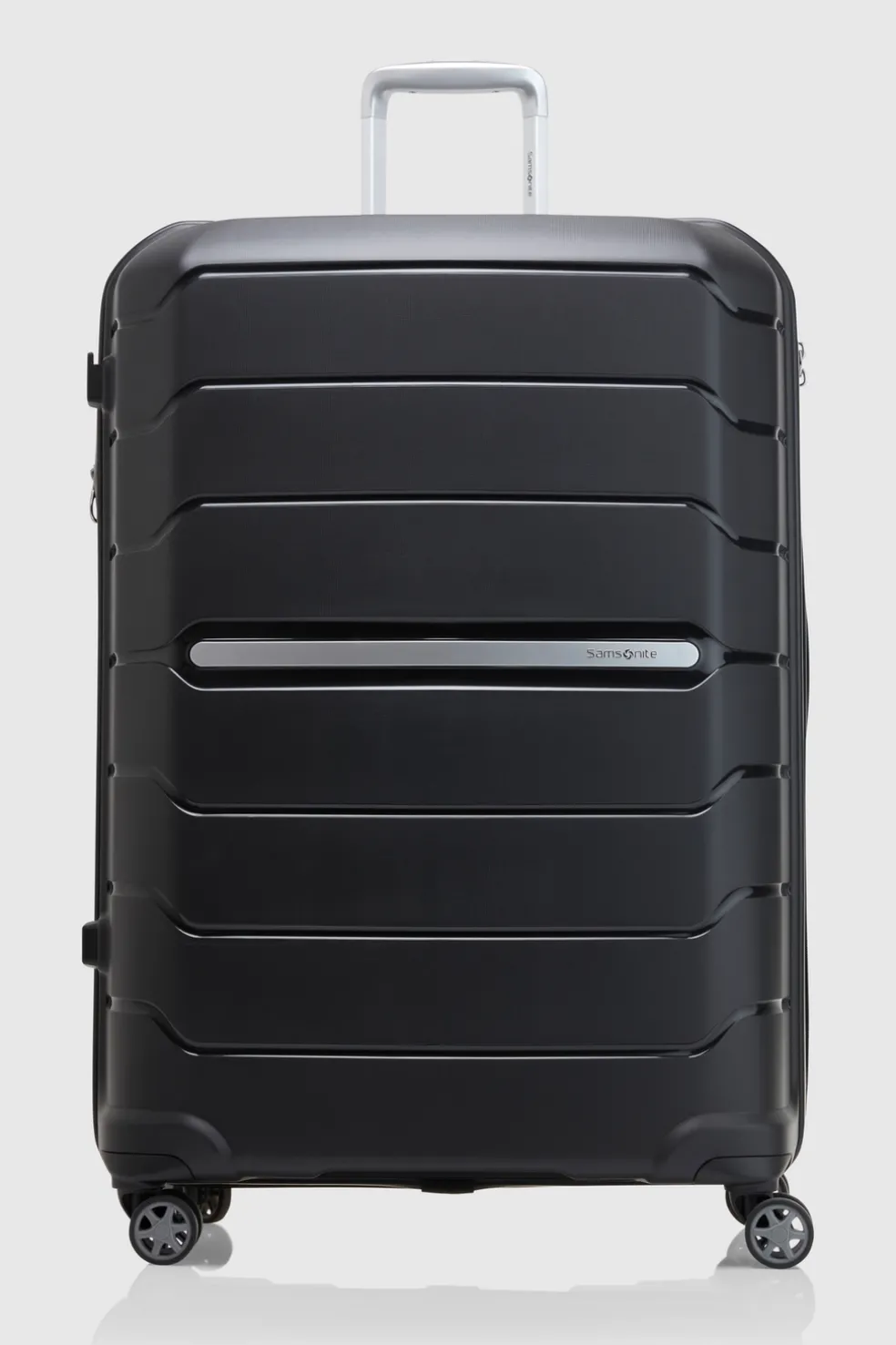 Oc2lite Check-In 81cm Suitcase