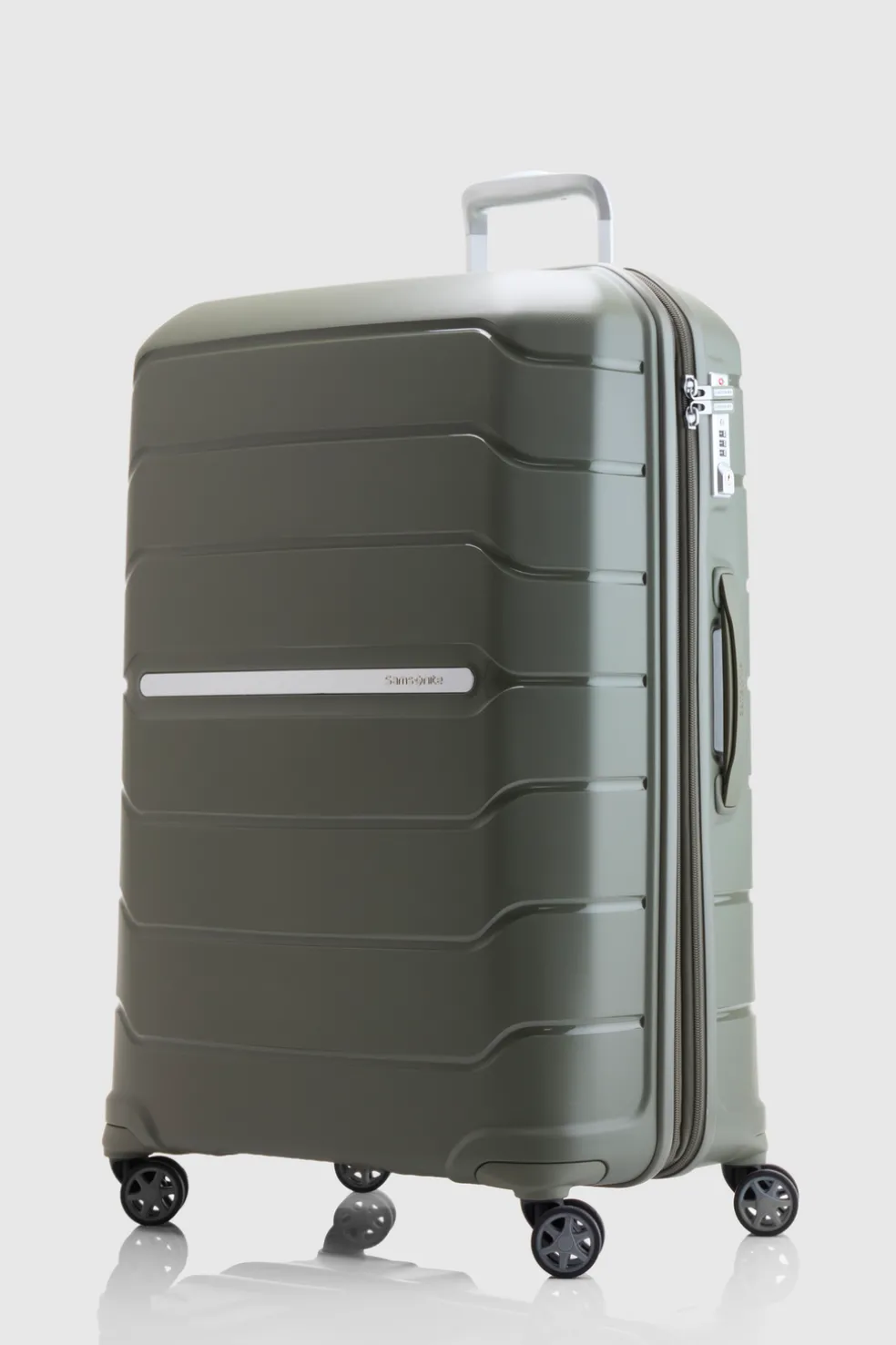 Oc2lite Check-In 75cm Suitcase