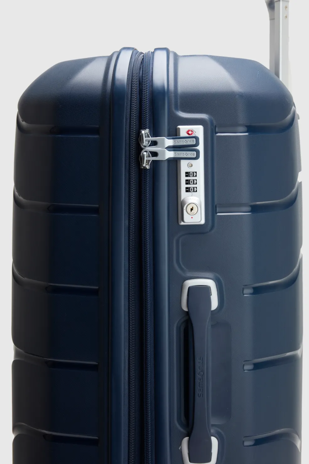 Oc2lite Check-In 81cm Suitcase