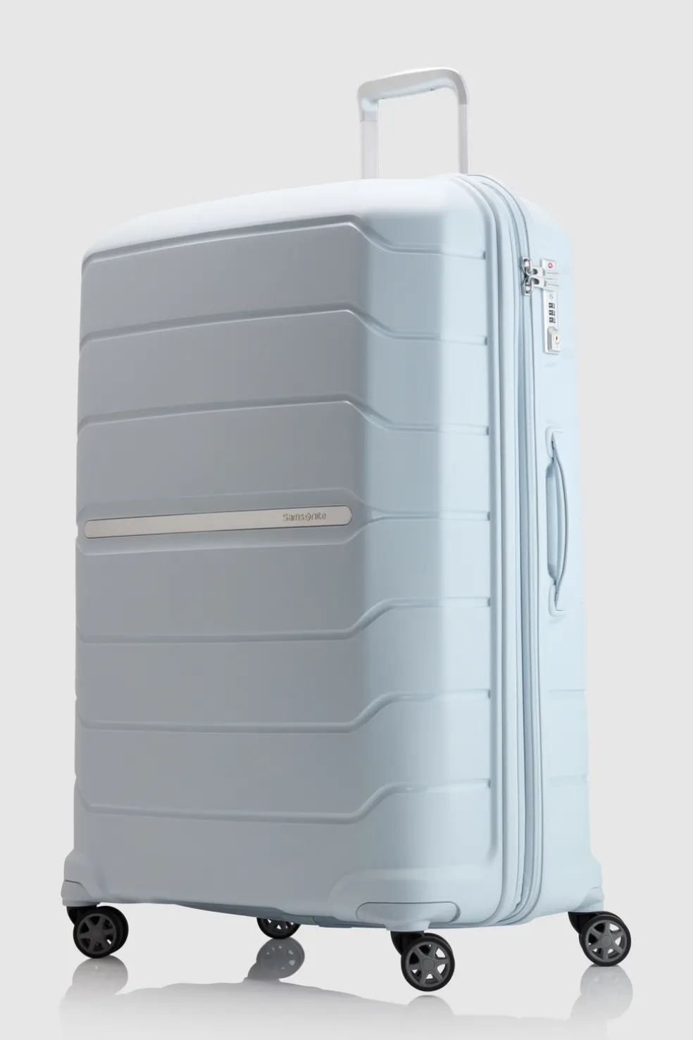 Oc2lite Check-In 81cm Suitcase