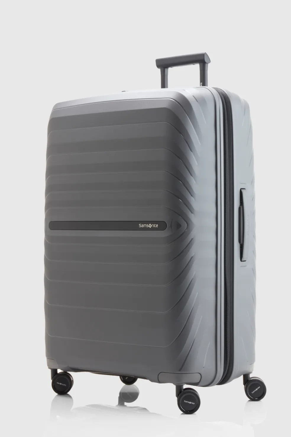 Octolite Neo 75cm Suitcase
