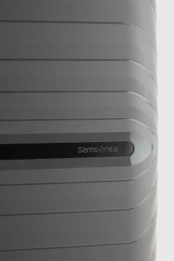 Octolite Neo 81cm Suitcase