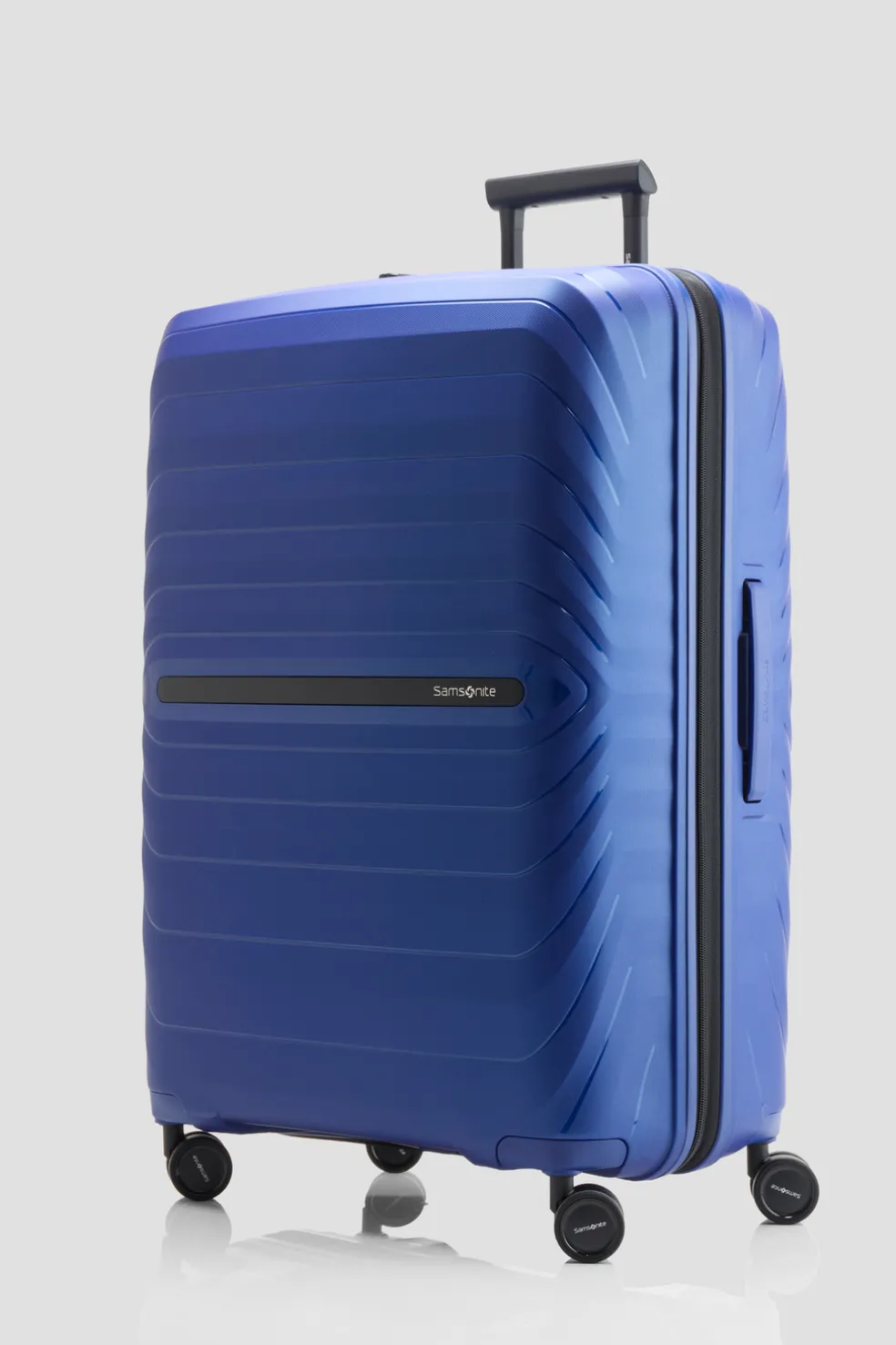 Octolite Neo 75cm Suitcase