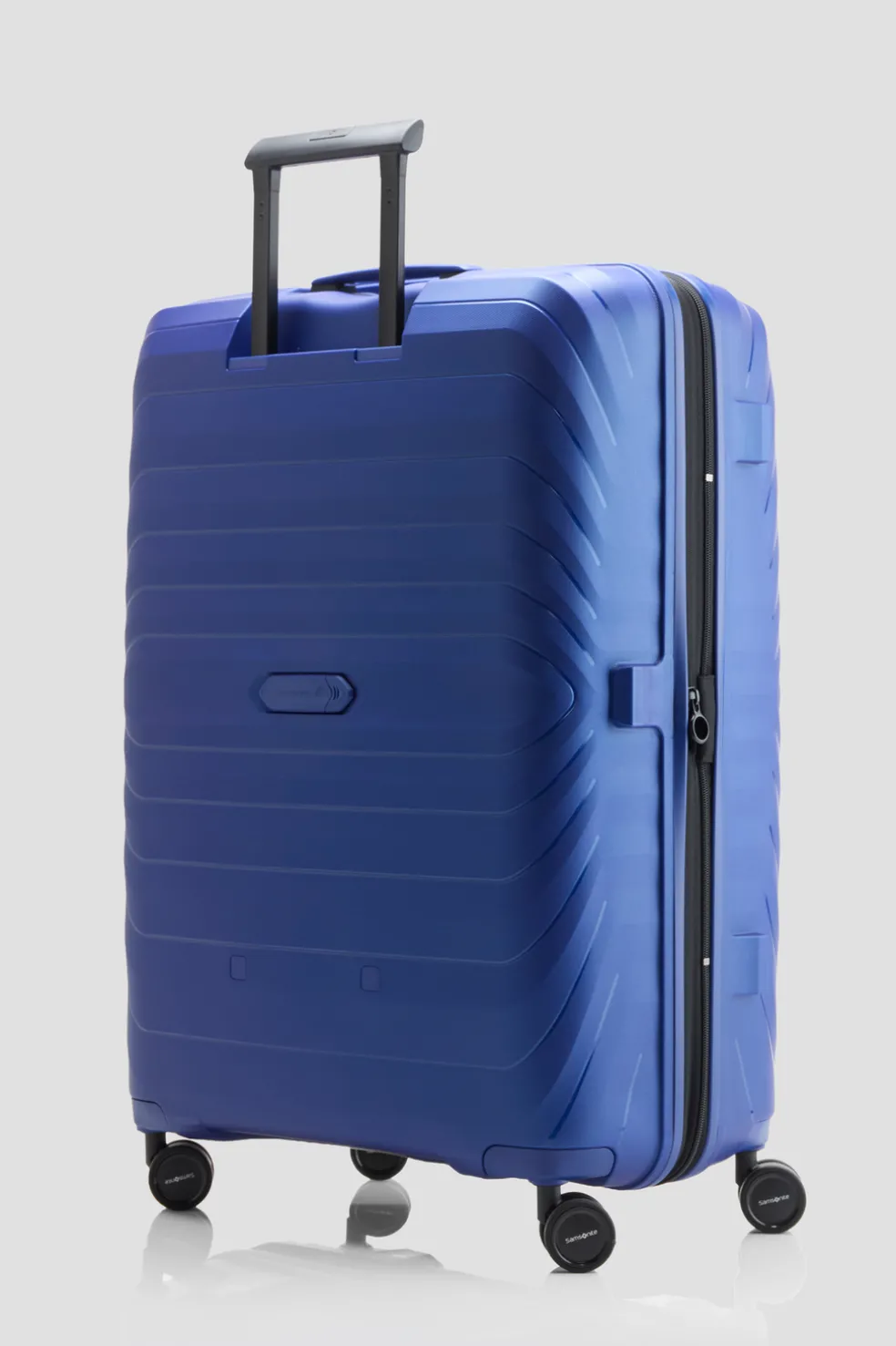 Octolite Neo 75cm Suitcase