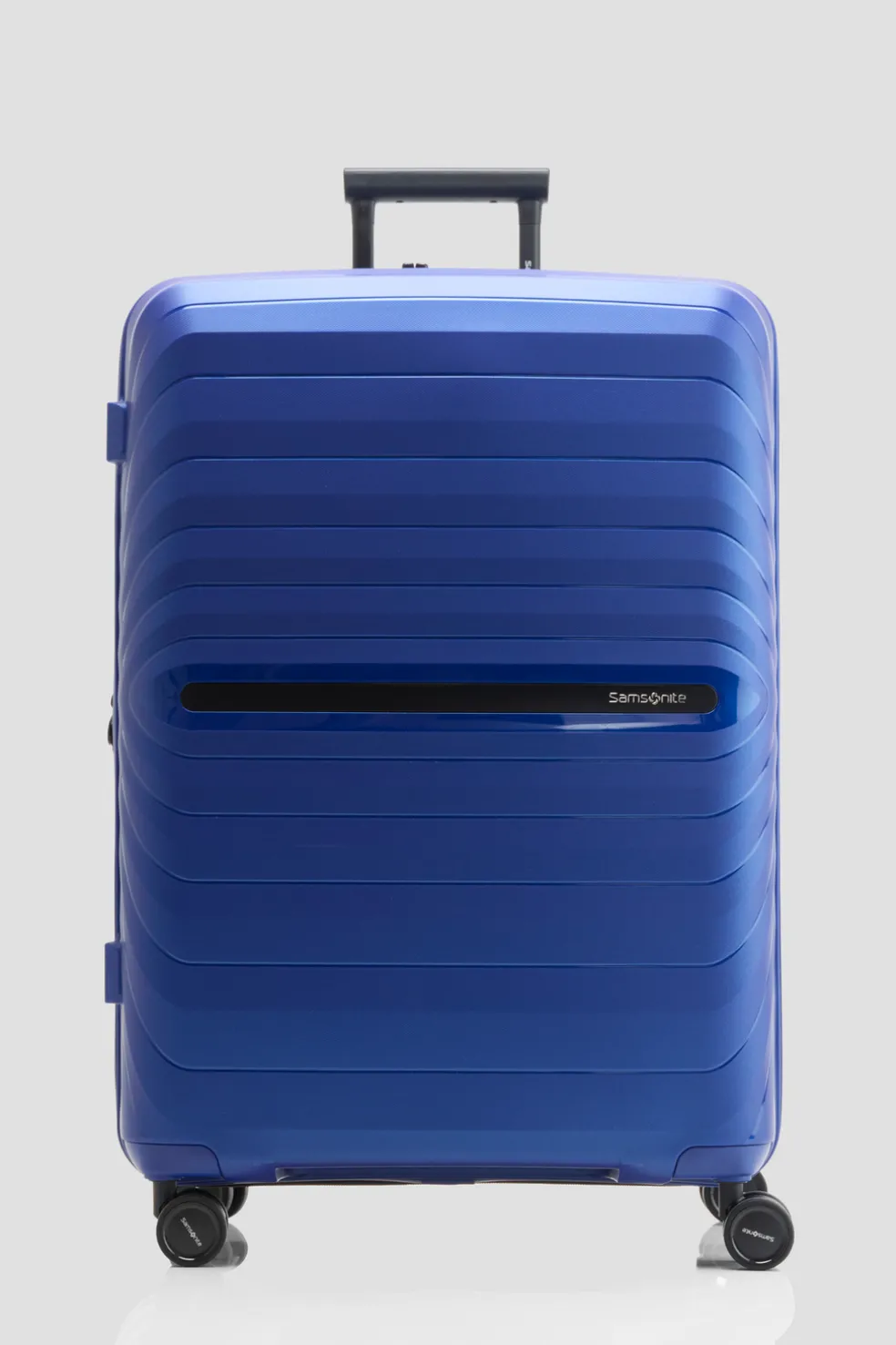 Octolite Neo 75cm Suitcase