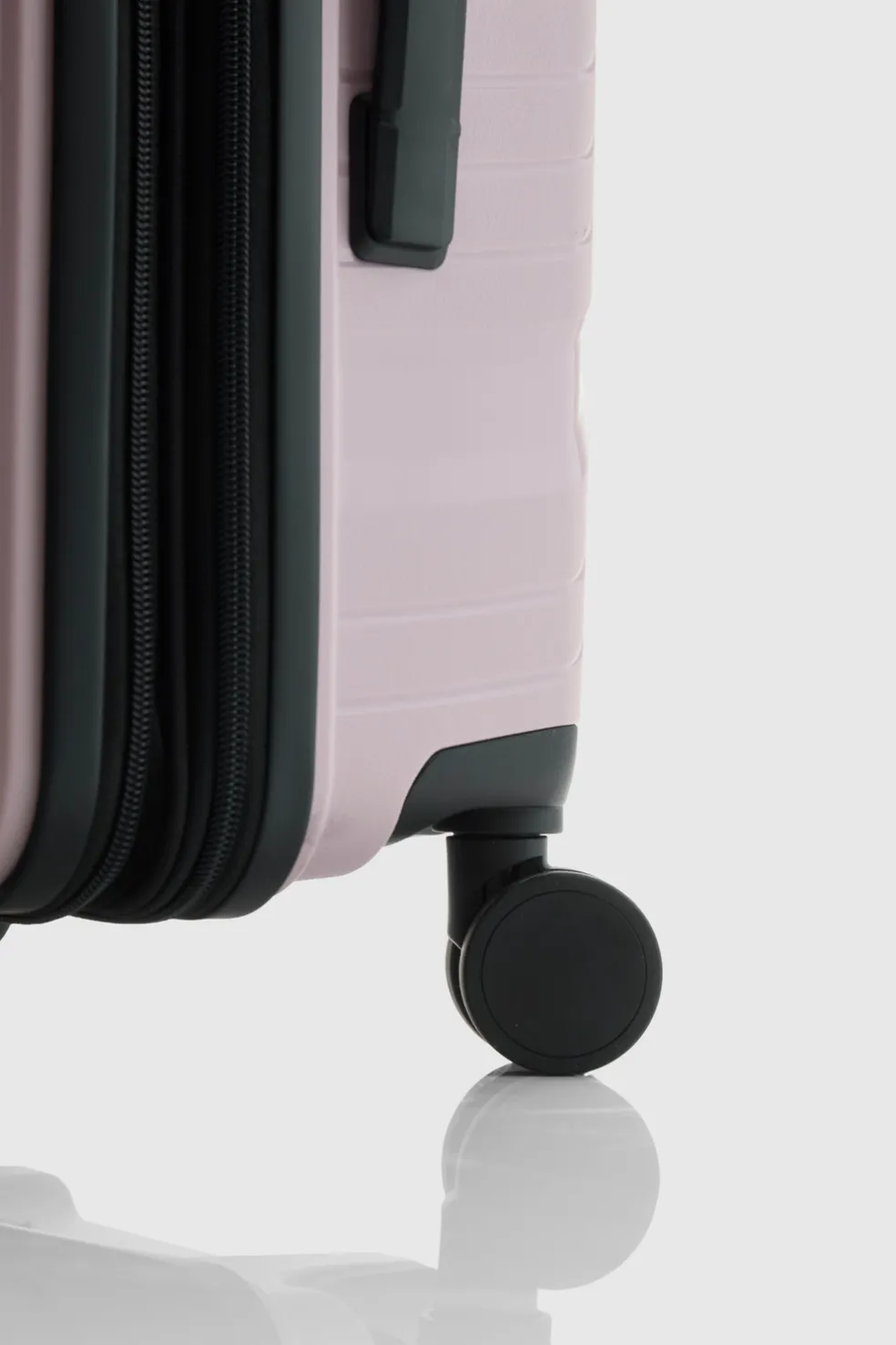 Palm Check-In 65cm Suitcase