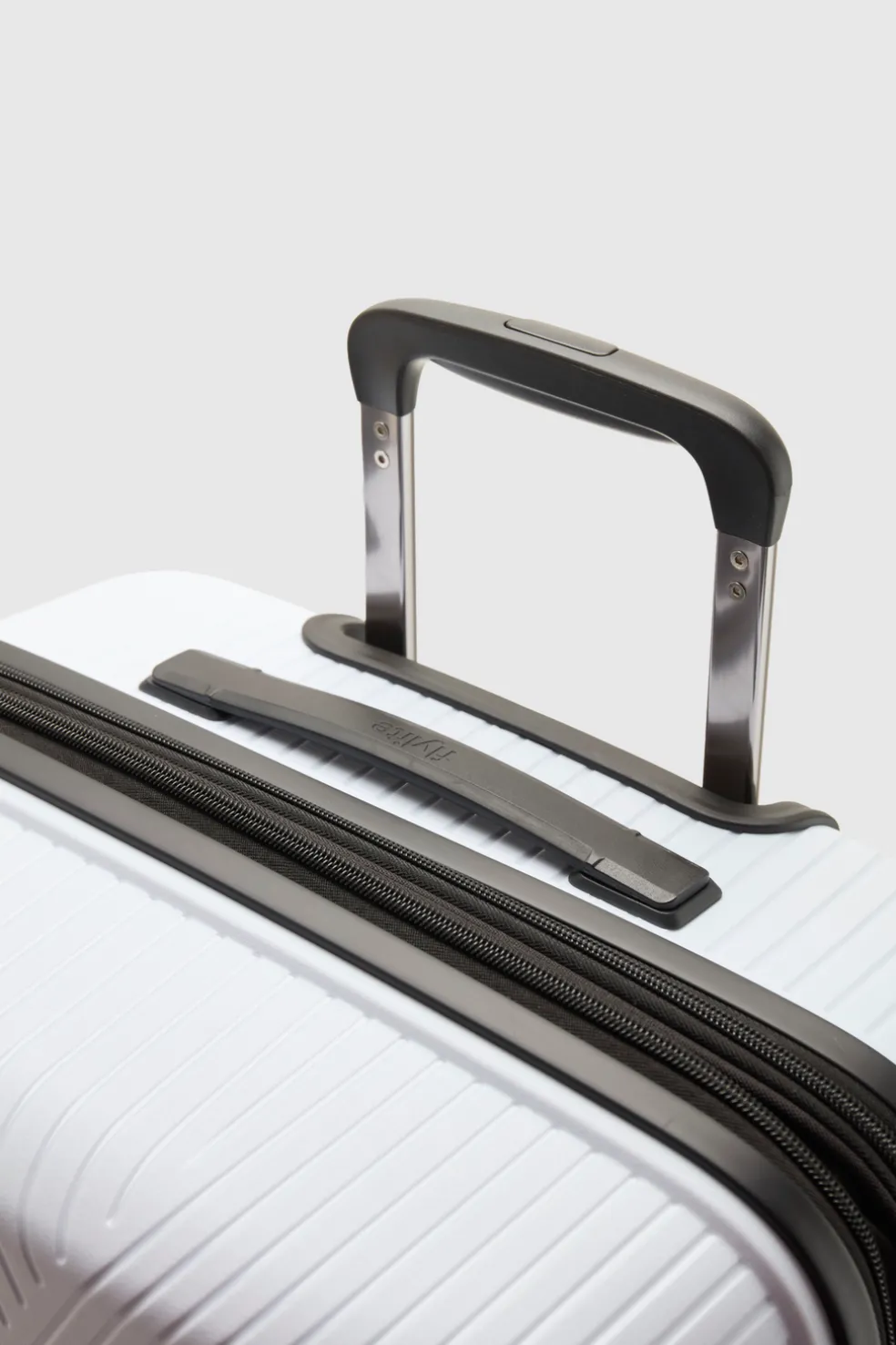 Palm Check-In 75cm Suitcase