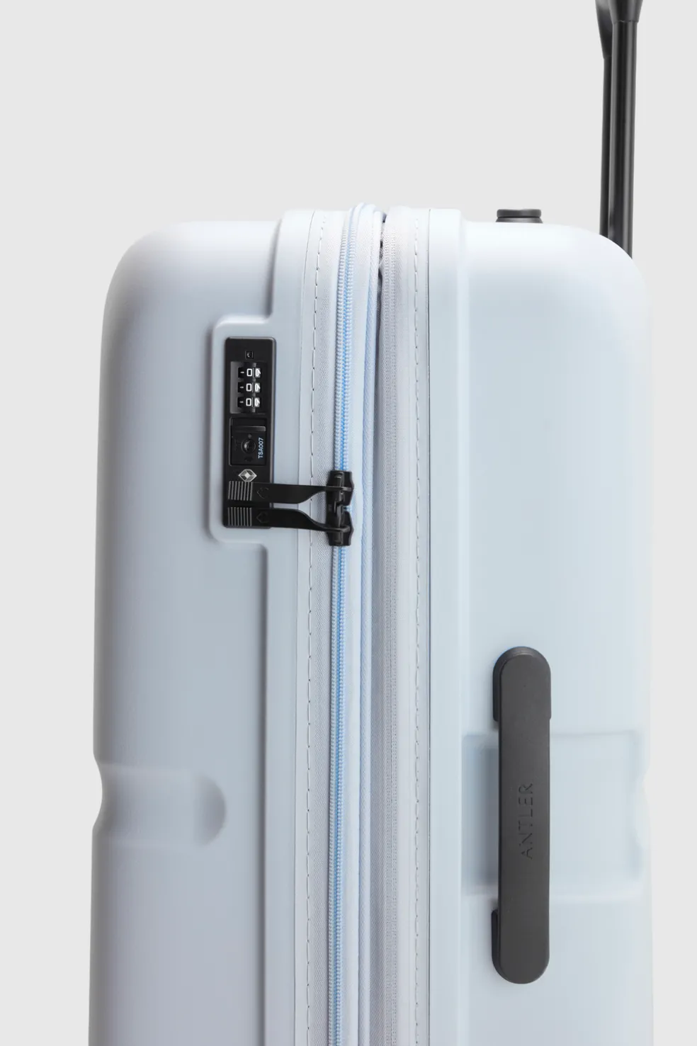 Single Stripe 81cm Suitcase