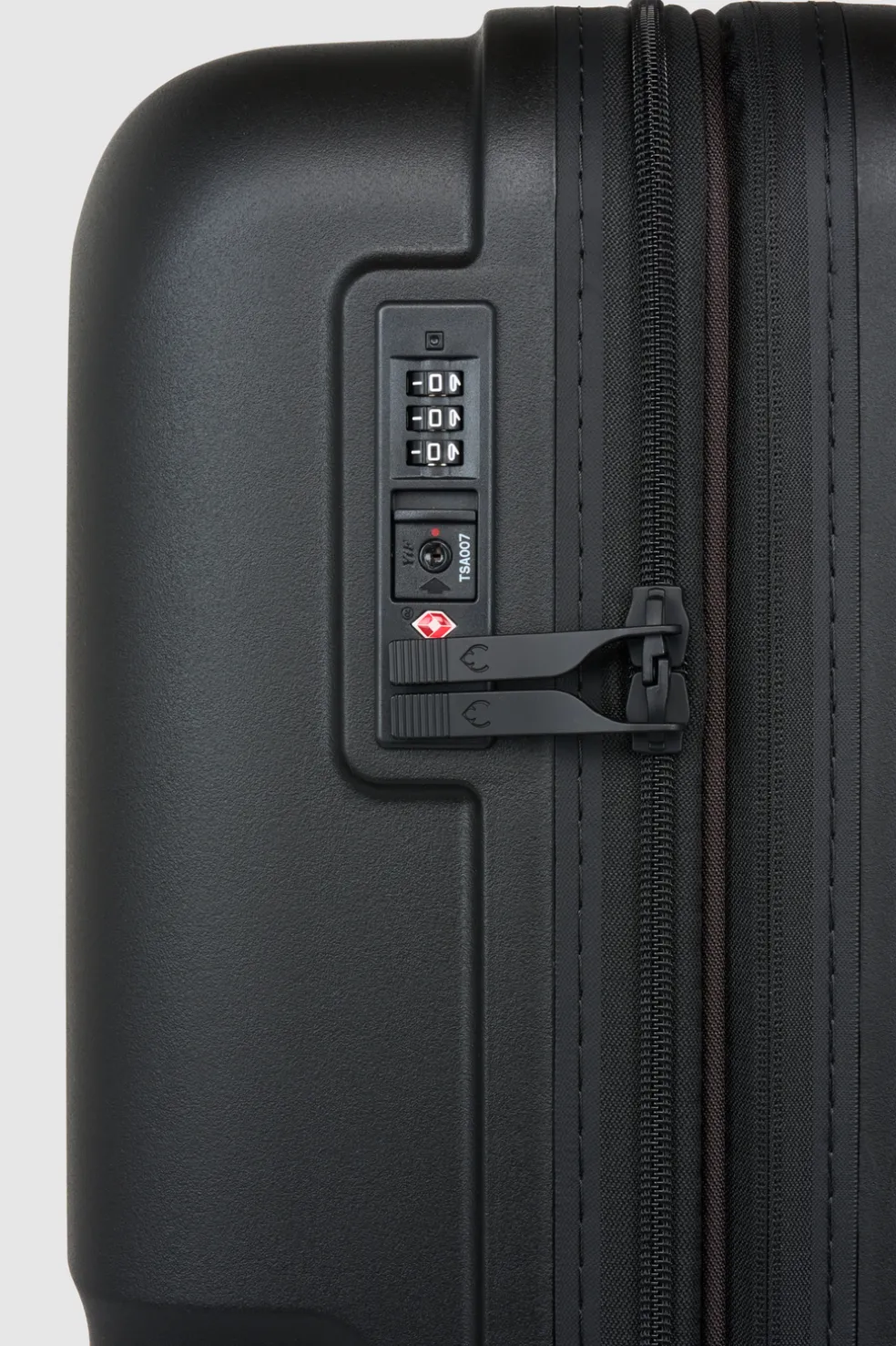 Single Stripe 68cm Suitcase