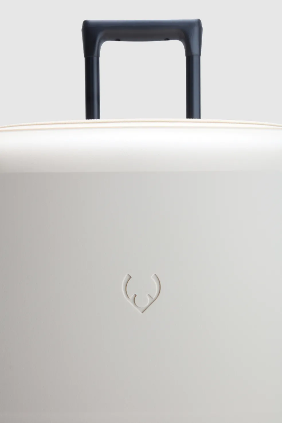 Single Stripe 81cm Suitcase