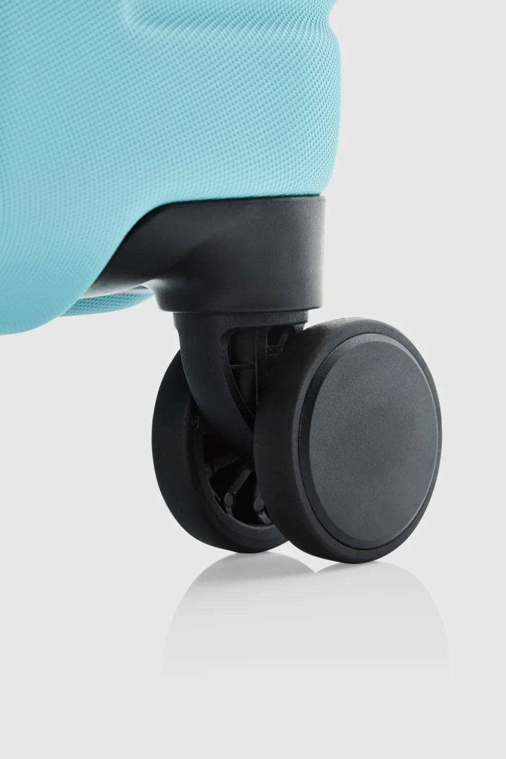 Stori Carry-On 55cm Suitcase