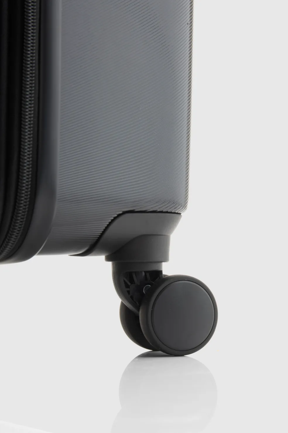 Varsity Prep 68cm Suitcase